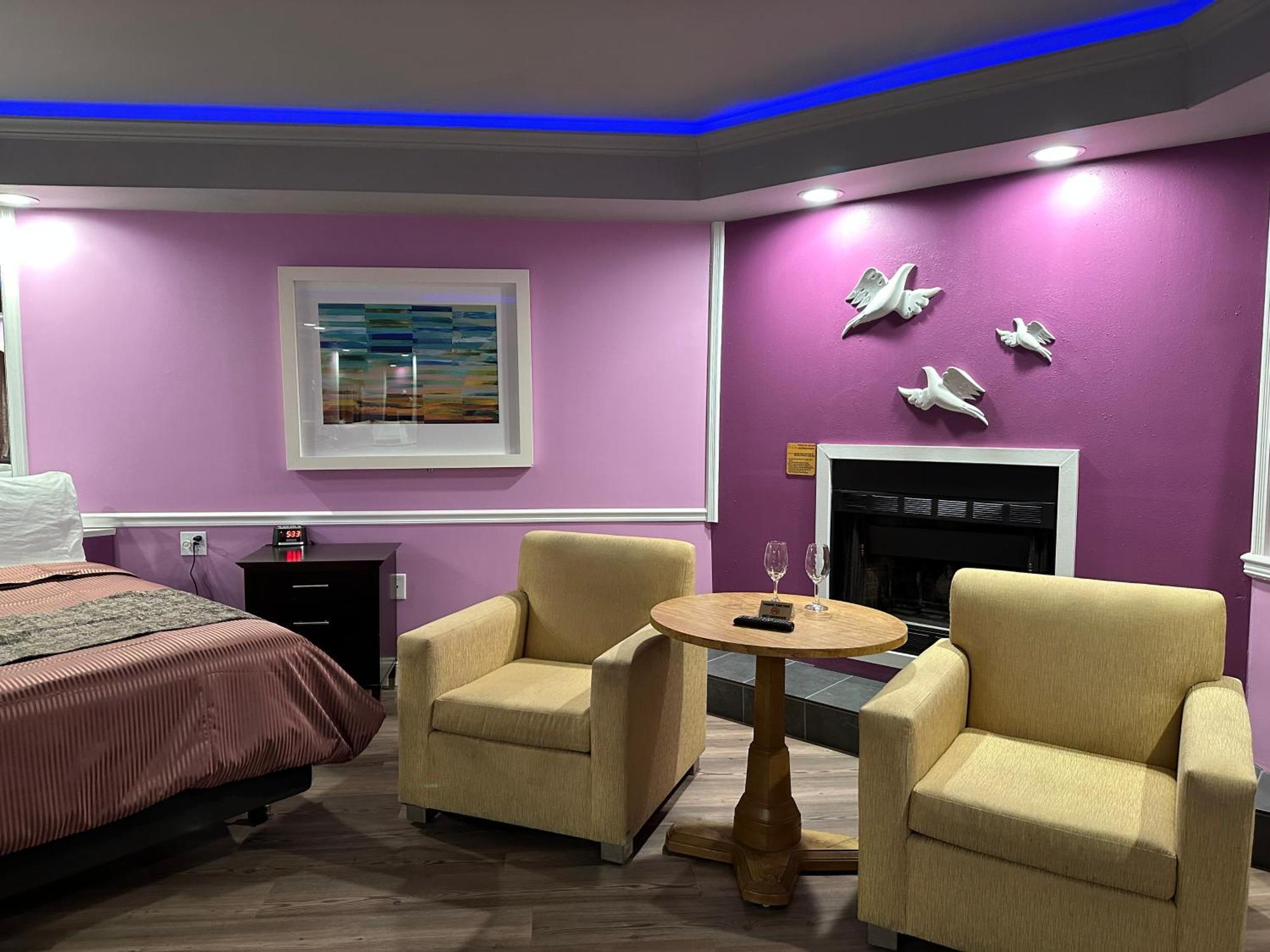 Inn Of The Dove - Romantic Luxury Suites With Jacuzzi & Fireplace At Harrisburg-Hershey-Philadelphia, Pa Esterno foto